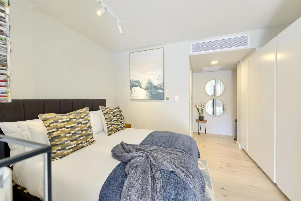 Tokyo Apartments - Luxury Family Studio With Balcony Cape Town